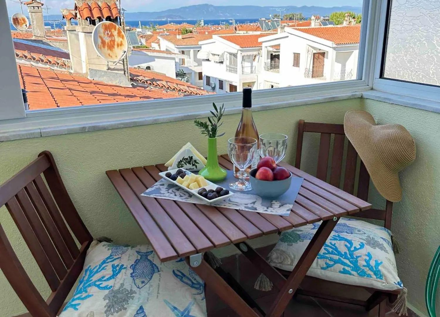Top Floor Apartments Pefkochori
